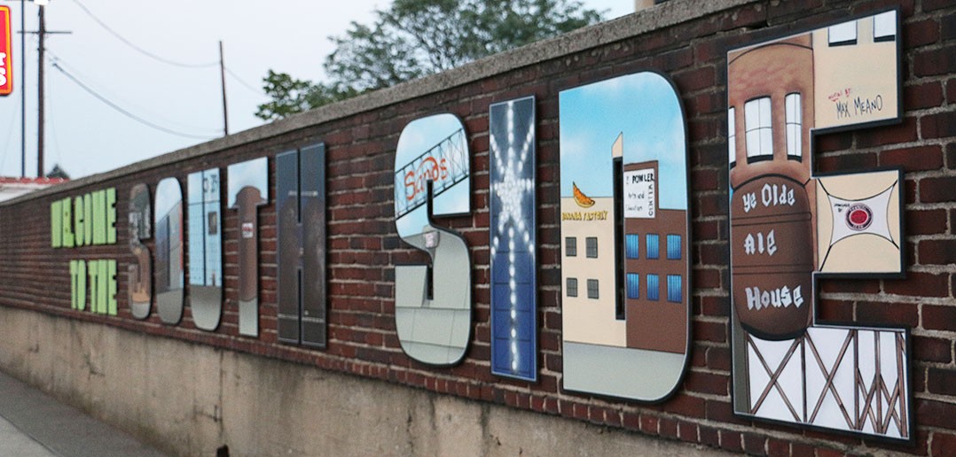 “Welcome to the South Side” mural attempts to bridge gap between students and community