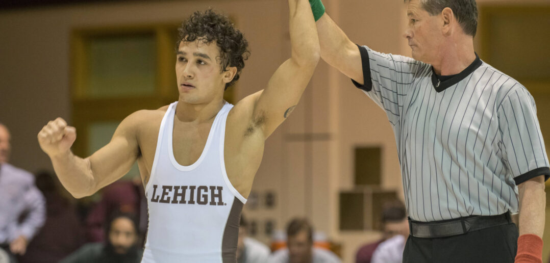 Men's wrestling looks to repeat placement in top 25 - The Brown and White