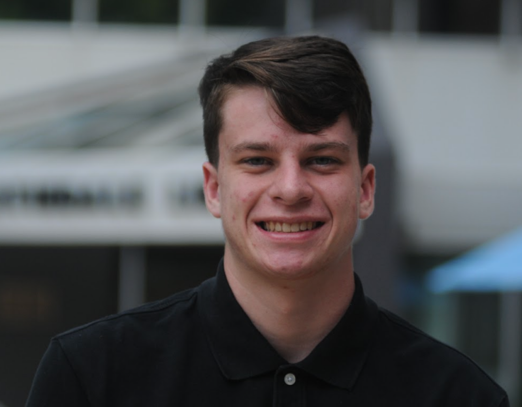 Edit desk: Finding an identity in college