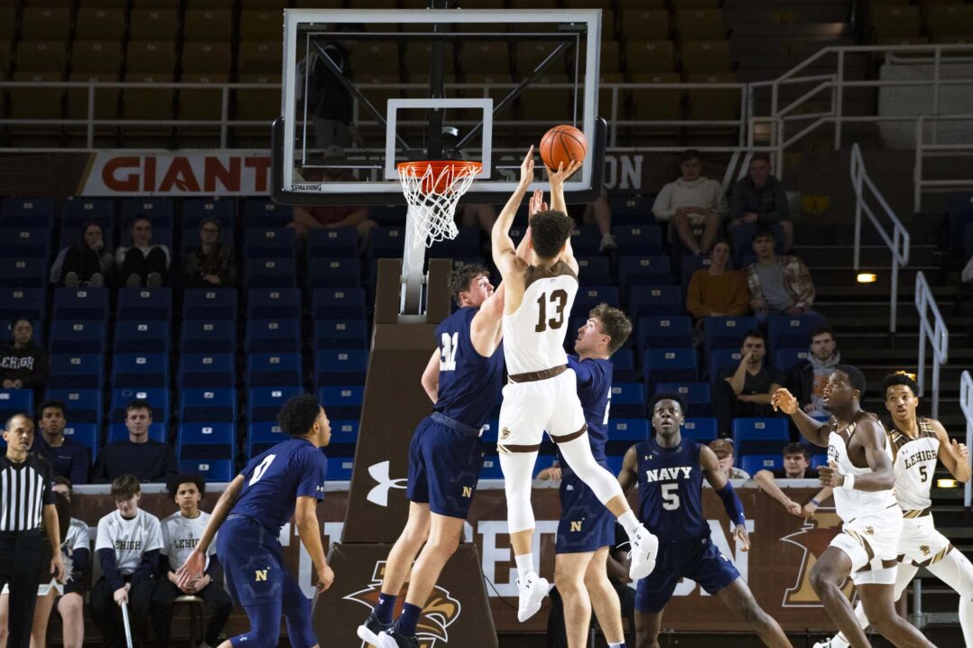 Men’s basketball ranks second in the Patriot League preseason polls