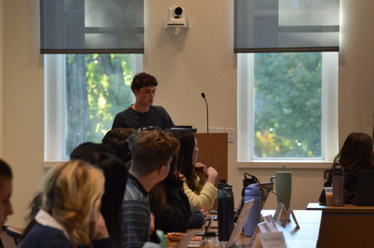 Student Senate discusses a student threat, Sodexo strike, new printers and LINC updates